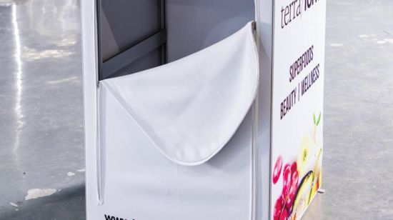 Folding Pop Up Stand Banner Straight Display staat 3 * 3 Exhibition Booth
