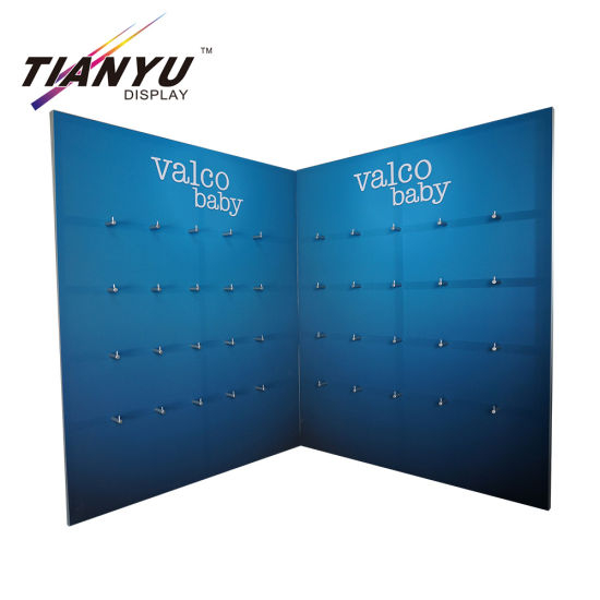 Tentoonstelling Booth display Design for Trade Show met Storage / Shelfves, Hooks
