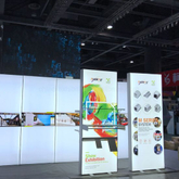 een Light Box die laat zien de verkoop van goederen in Beurs Shopping Mall